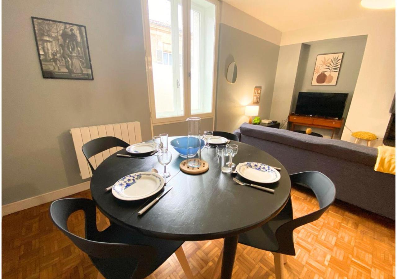 Апартаменти Le 107 - Poitiers - Chu - La Conciergerie. Екстер'єр фото