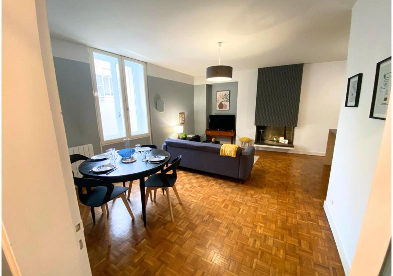 Апартаменти Le 107 - Poitiers - Chu - La Conciergerie. Екстер'єр фото